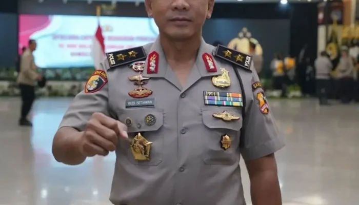 Dilantik Jadi Irjen Kementerian Imipas, Ini Dia Profil Komjen Pol Rudi Setiawan!