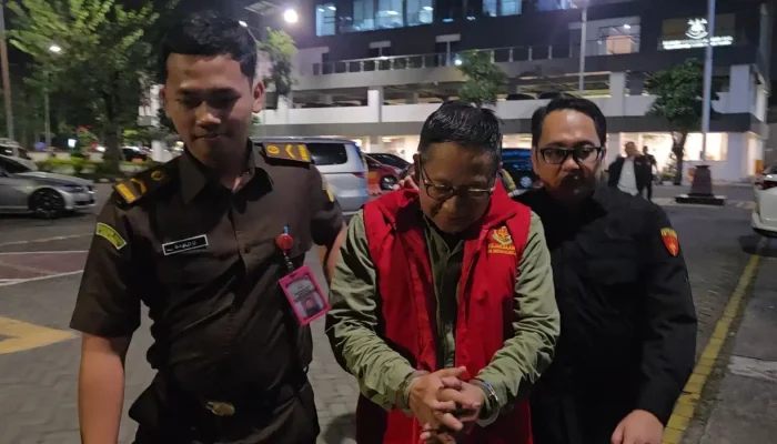Jadi Tersangka Korupsi, Mantan Dirut Kebun Binatang Surabaya Resmi Ditahan Rugikan Negara Rp 10,2 Miliar!