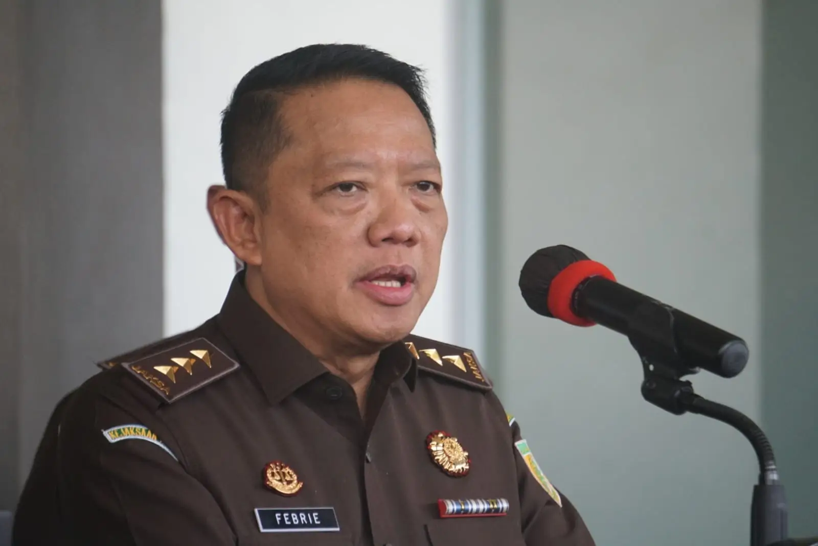 Penjelasan Kejaksaan Agung terkait status kepegawaian dan hak gaji Febrie Adriansyah