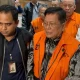 KPK menahan empat tersangka dalam kasus dugaan korupsi asuransi perkapalan PT Pelni yang merugikan negara Rp 15,6 miliar