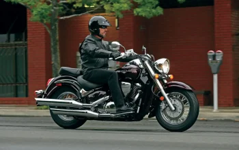 Inilah Suzuki Boulevard C50 yang Bikin Pecinta Cruiser Terpesona Berkat Performanya yang Andal
