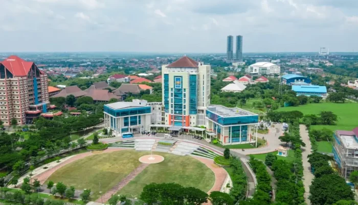 Kasus Kekerasan Verbal Di Unesa: Korban Bertambah Jadi 26 Orang, 6 Mahasiswa Dinonaktifkan!