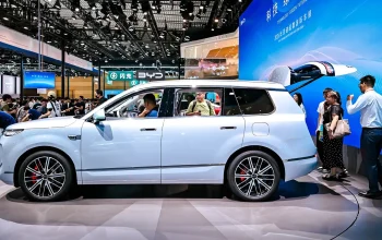 Tampilan BYD Sealion 08 SUV andalan terbaru dengan baterai 115 kWh, jarak tempuh 900 km, meluncur 2 September 2026