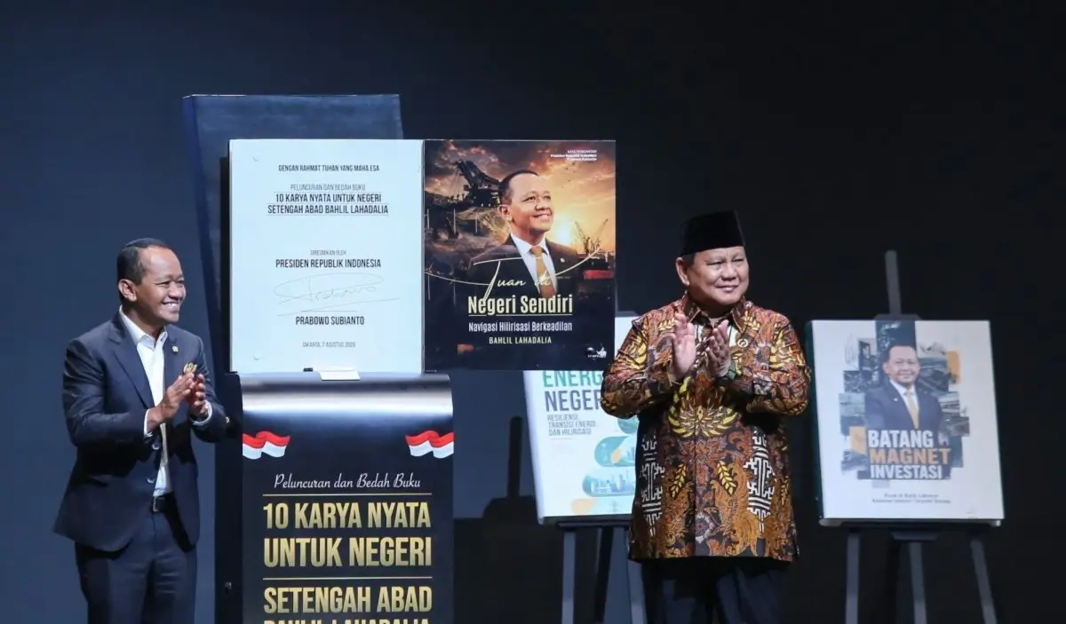 Menteri ESDM Bahlil Lahadalia meluncurkan sepuluh buku berisi gagasan dan pengalaman kerjanya