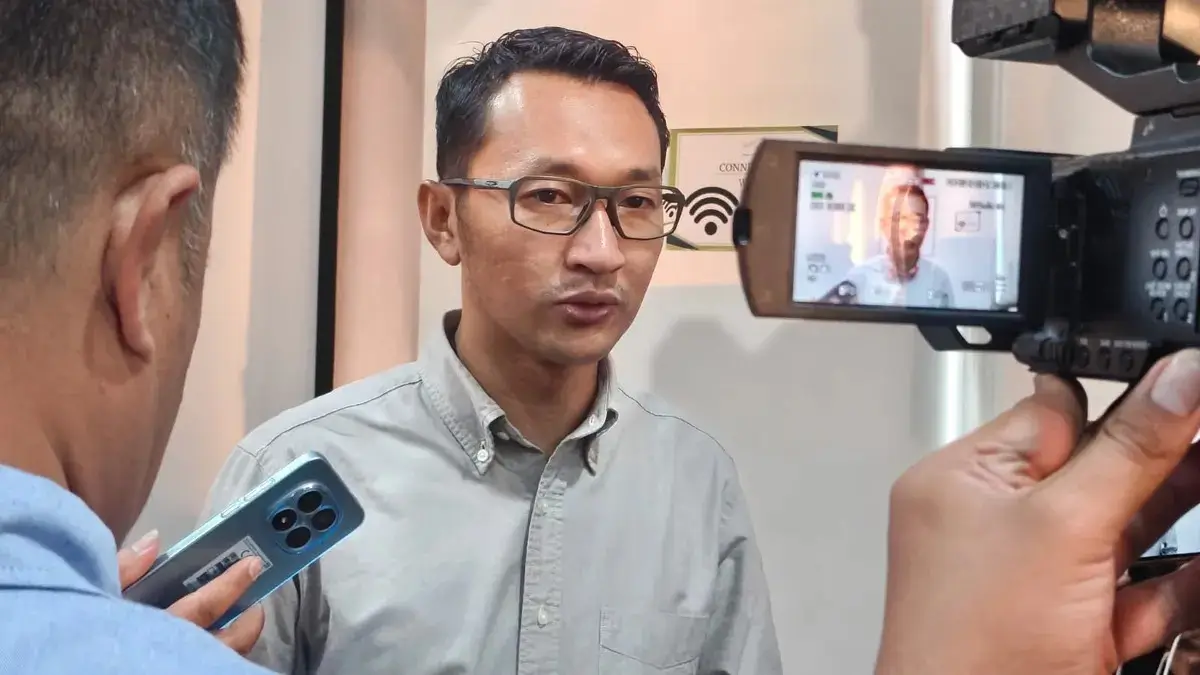 KPK memanggil Staf Khusus Menteri Kehutanan untuk memperdalam penyelidikan kasus korupsi Bupati Kuansing
