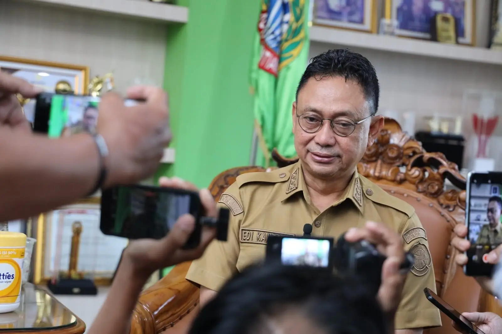 Kabut asap menyelimuti kawasan Kota Pontianak akibat kebakaran hutan dan lahan