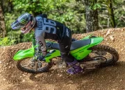 Kawasaki KLX 230R Motor Trail Andal Menaklukan Segala Medan