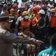 KMP Mutiara Sentosa II yang mengalami kebakaran hebat di perairan utara Sumenep Madura
