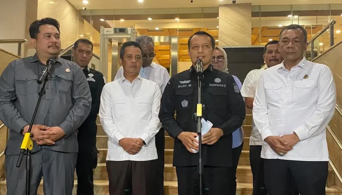 Penyelidikan Kasus Febrie Adriansyah Masih Berlanjut, Kejagung Periksa 7 Saksi!