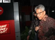 Mantan Dirut BJB Diperiksa KPK Tapi Belum Ditahan, Ternyata Ini Alasannya!