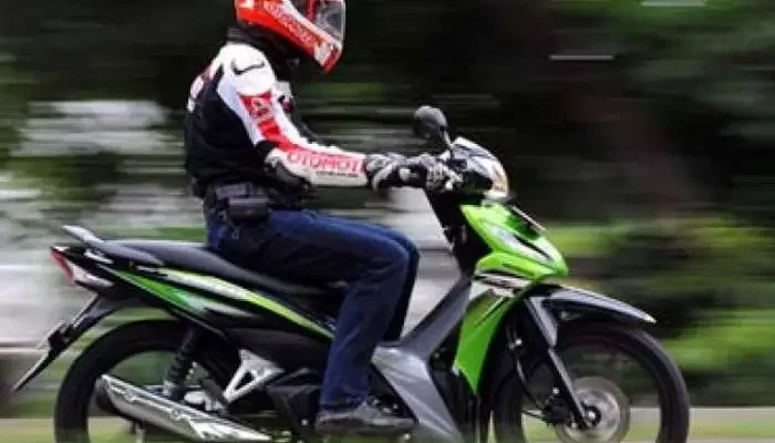 Jangan Terburu-buru Dulu: Ini Motor Bebek Honda Paling Irit untuk Kerja Ada yang Tembus 50 Km