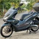 Berbagai pilihan motor touring dengan jok lebar, tebal dan empuk bikin nyaman seharian