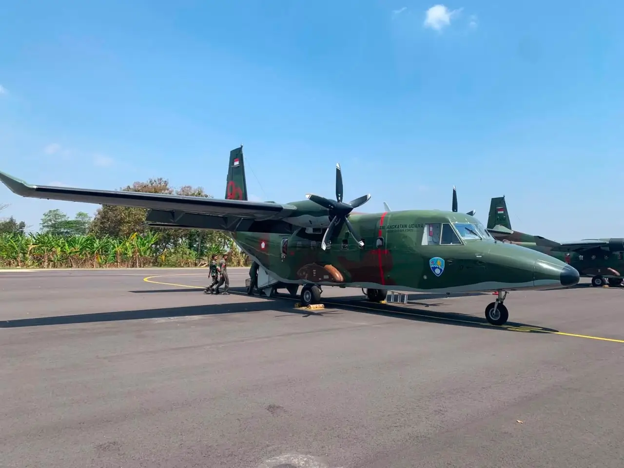 Pesawat TNI AU dikerahkan untuk menanggulangi kebakaran hutan dan lahan di wilayah Kalimantan