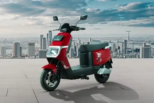 Berbagai model motor listrik dengan harga sekitar Rp12 jutaan pada Agustus 2026