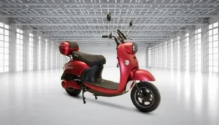 Selis Neo Scootic Makin Dilirik, Motor Listrik Bergaya Stylish dengan Fitur Menarik