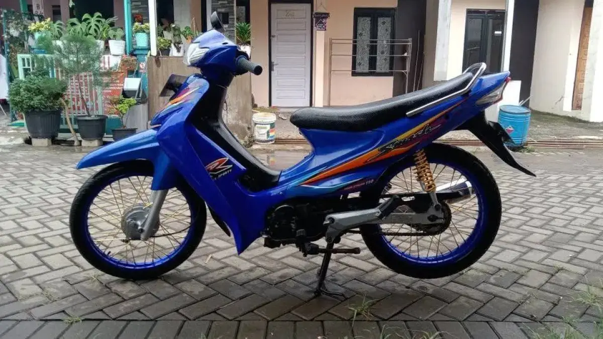 Tampilan motor Suzuki Smash legenda anak tahun 2000 an