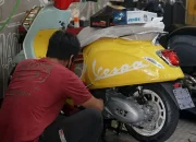 Agar Peforma Mesin Tetap Optimal: Begini Cara Merawat Motor Vespa GTS 310