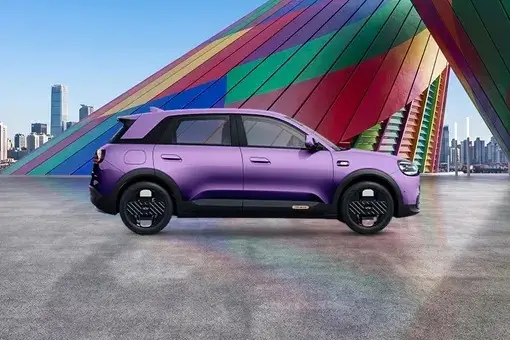Tampilan depan dan samping Chery Q mobil listrik kompak yang dipamerkan di GIIAS 2026