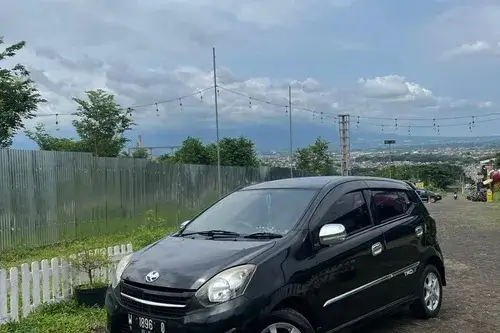 Cocok buat kamu sedang hemat biaya, ini 7 mobil bekas matic murah 2026