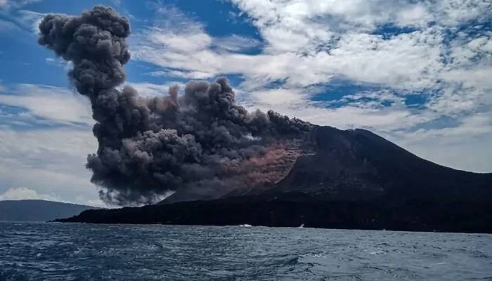 Imbas Erupsi Gunung Anak Krakatau, Ini Dia Deerah Yang Terapkan Kebijakan PJJ!
