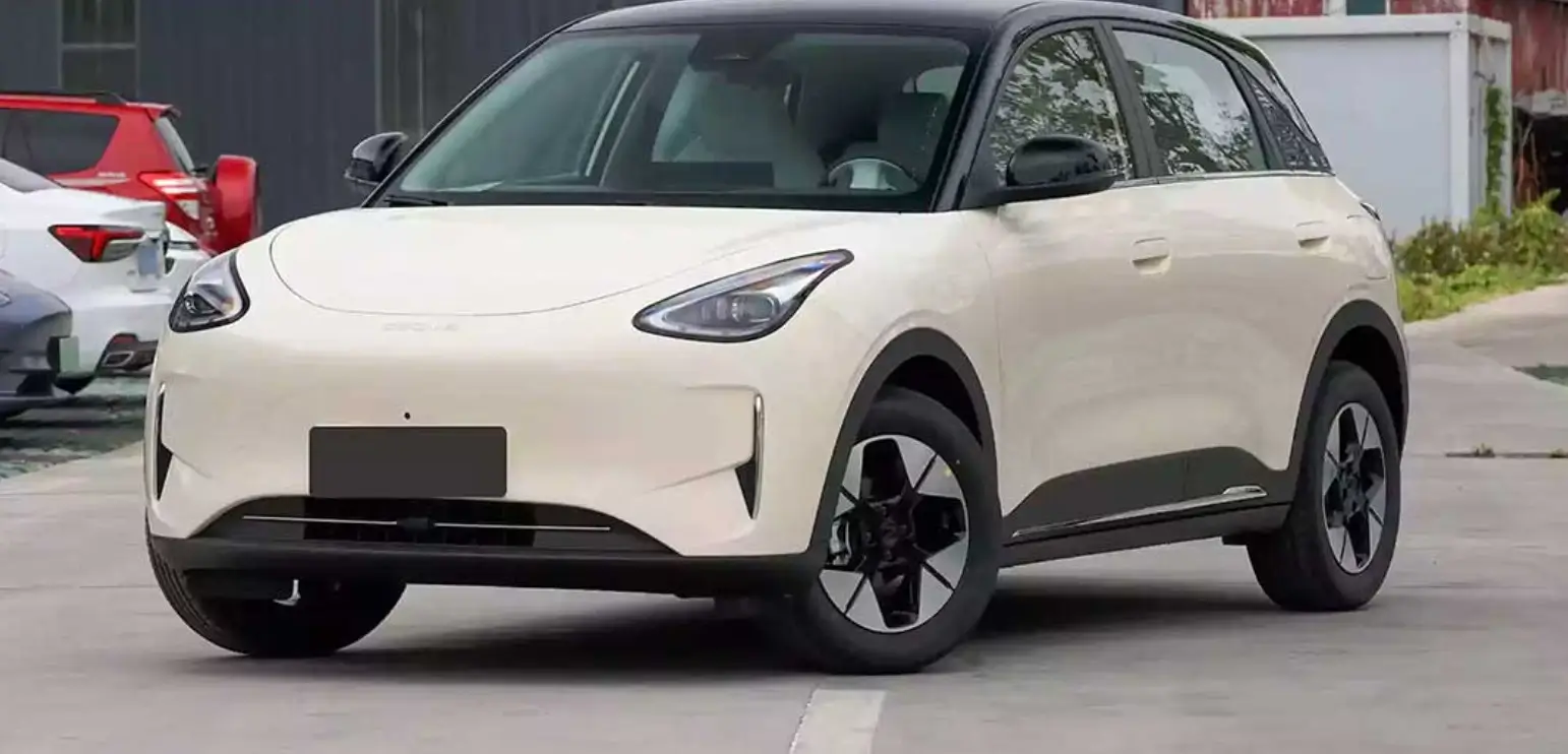Geely Star Wish hadir dengan desain membulat berkesan ramah dan futuristis, lengkap fitur canggih serta pilihan baterai berjarak tempuh jauh.