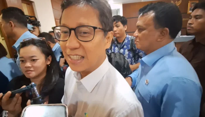 Menkes: Jangan Keluar Rumah, Ini Bahaya Abu Vulkanik Gunung Anak Krakatau Bagi Kesehatan!