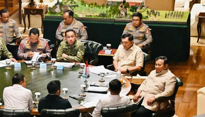 Prabowo Panggil TNI-Polri, Bahas Serius Penanganan Karhutla!