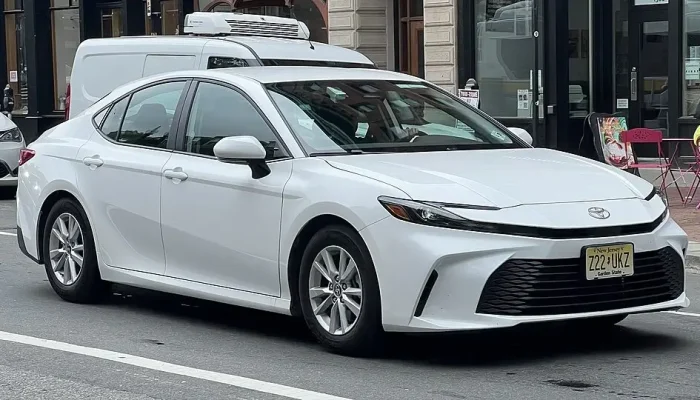 Review Toyota Camry Kelebihan dan Kekurangan Sebelum Membeli