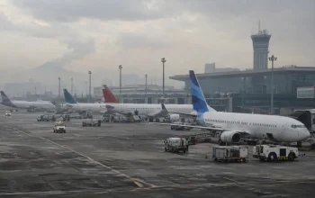 Bandara Soekarno-Hatta, Halim dan Husein kembali dibuka setelah sempat ditutup karena erupsi dari Gunung Anak Krakatau.