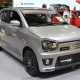 Tampilan Suzuki Alto 800 bodi mungil bermesin 796 cc irit bahan bakar cocok untuk kendaraan harian perkotaan