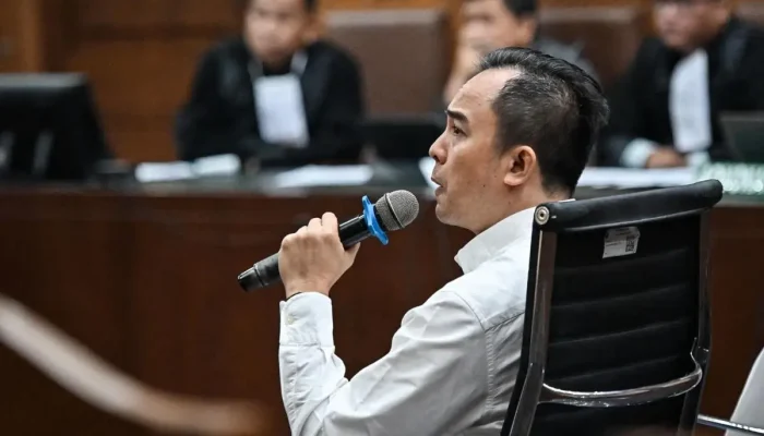 Terungkap, Bos Blueray Mengaku Beri Uang Rp525 Juta Ke Kepala Seksi Intelijen Bea Cukai!