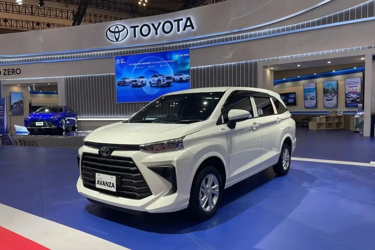 Tampilan terbaru Toyota Avanza 2026 dengan desain lebih modern dan fitur lengkap untuk kebutuhan keluarga