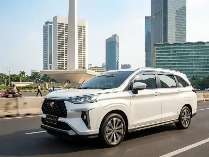 Toyota Veloz Hybrid mobil keluarga MPV yang berhasil menggabungkan gaya berkendara
